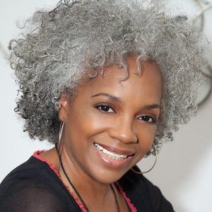 Meet your Posher, Pamela